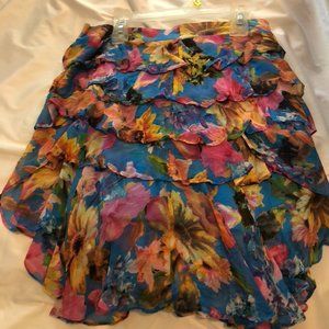 Airy Floral Bebe Skirt